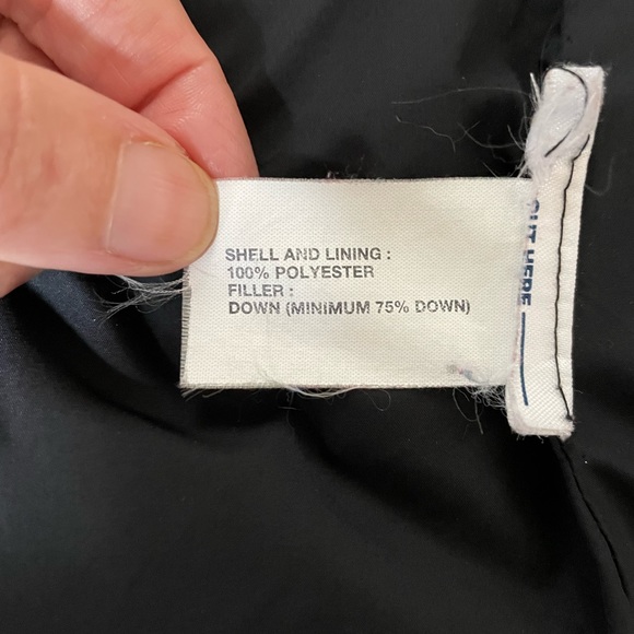 GAP - Down Vest - women’s - Picture 4 of 5